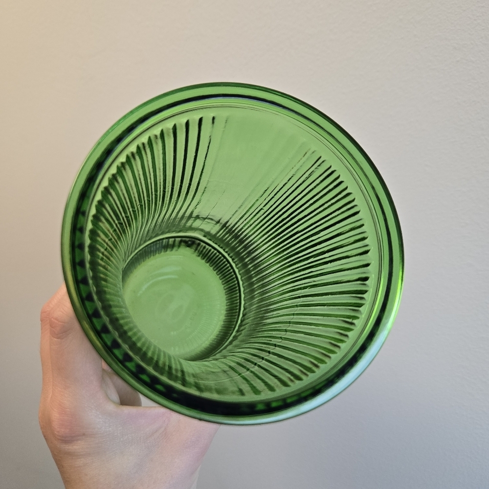 Hoosier Green Ribbed Vintage Glass Vase - Picture 4 of 5